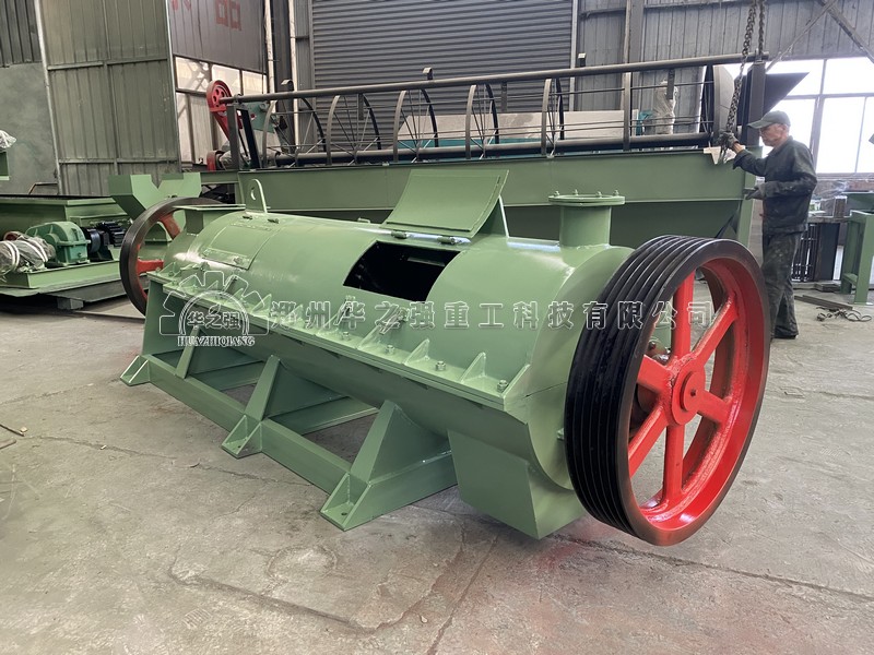 新型有機肥造粒機.jpg